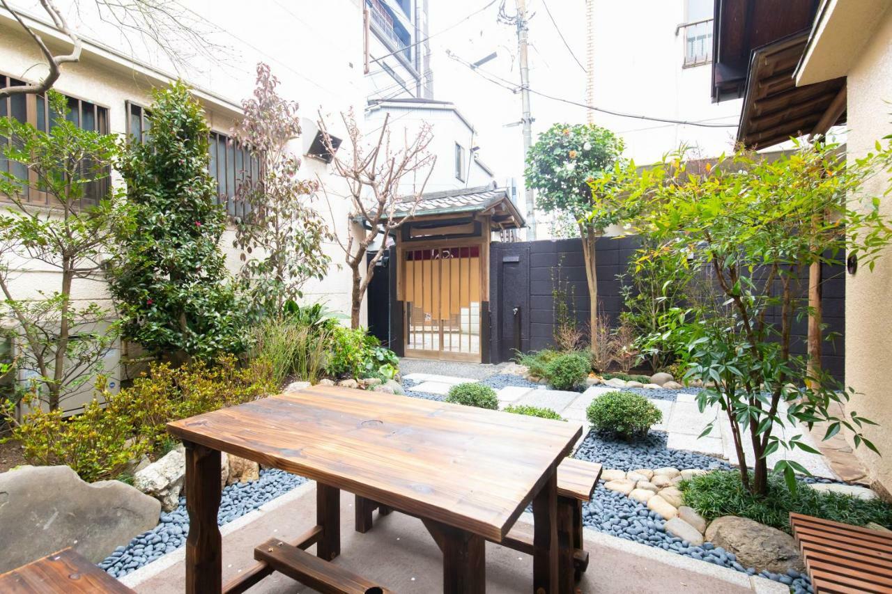 Kagurazaka Retro Bar & Hotel Tokyo Exterior photo